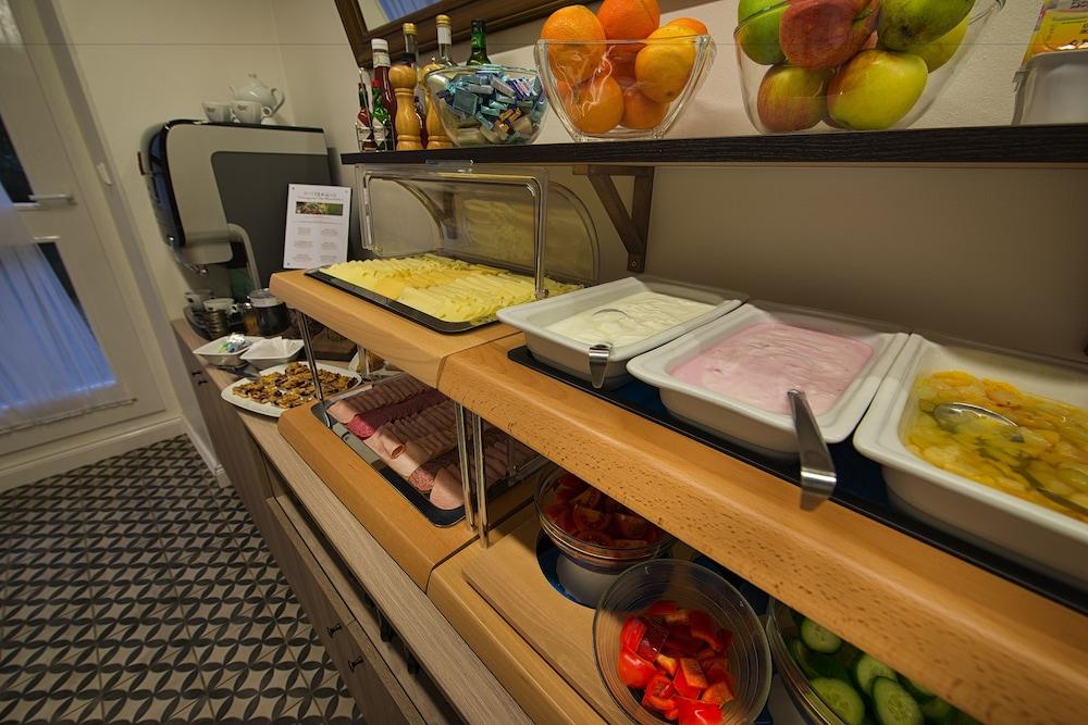 Hotel Suite Home Praha Aparthotel 4*